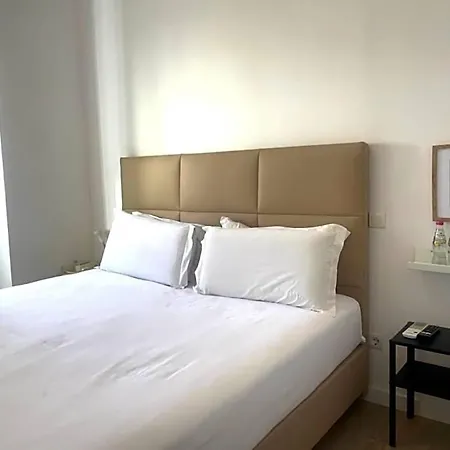 Alexandra Hotel Almada