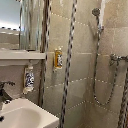 Hotel Alexandra *